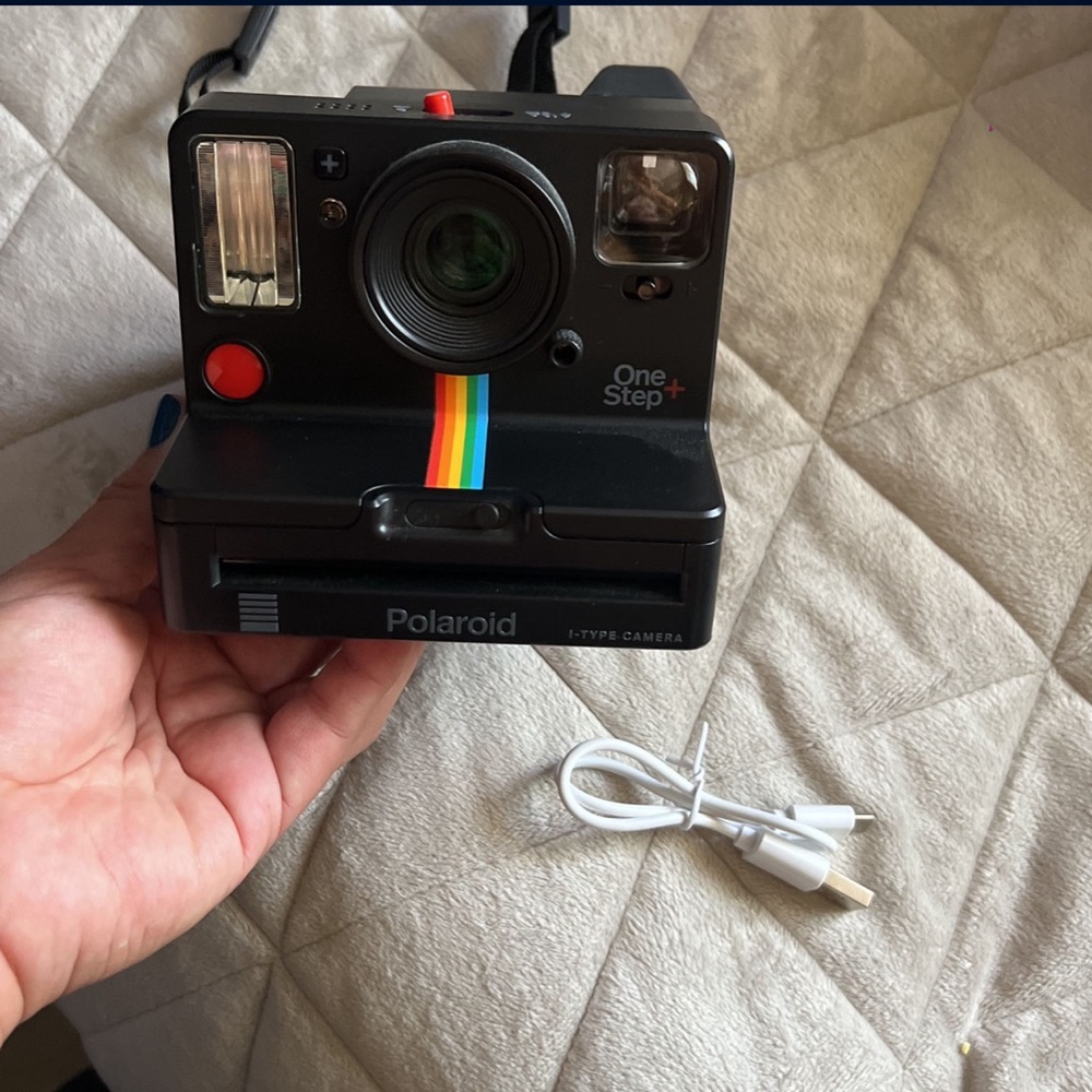 Polaroid onestep+